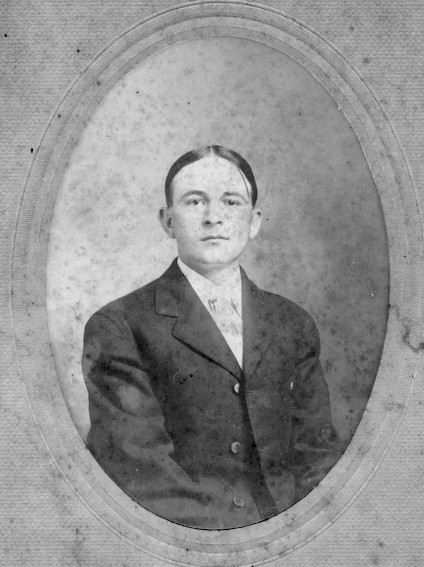 randcyruspopebattle.jpg (69652 bytes)